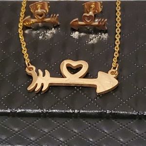 chain and earrings of hearts💘